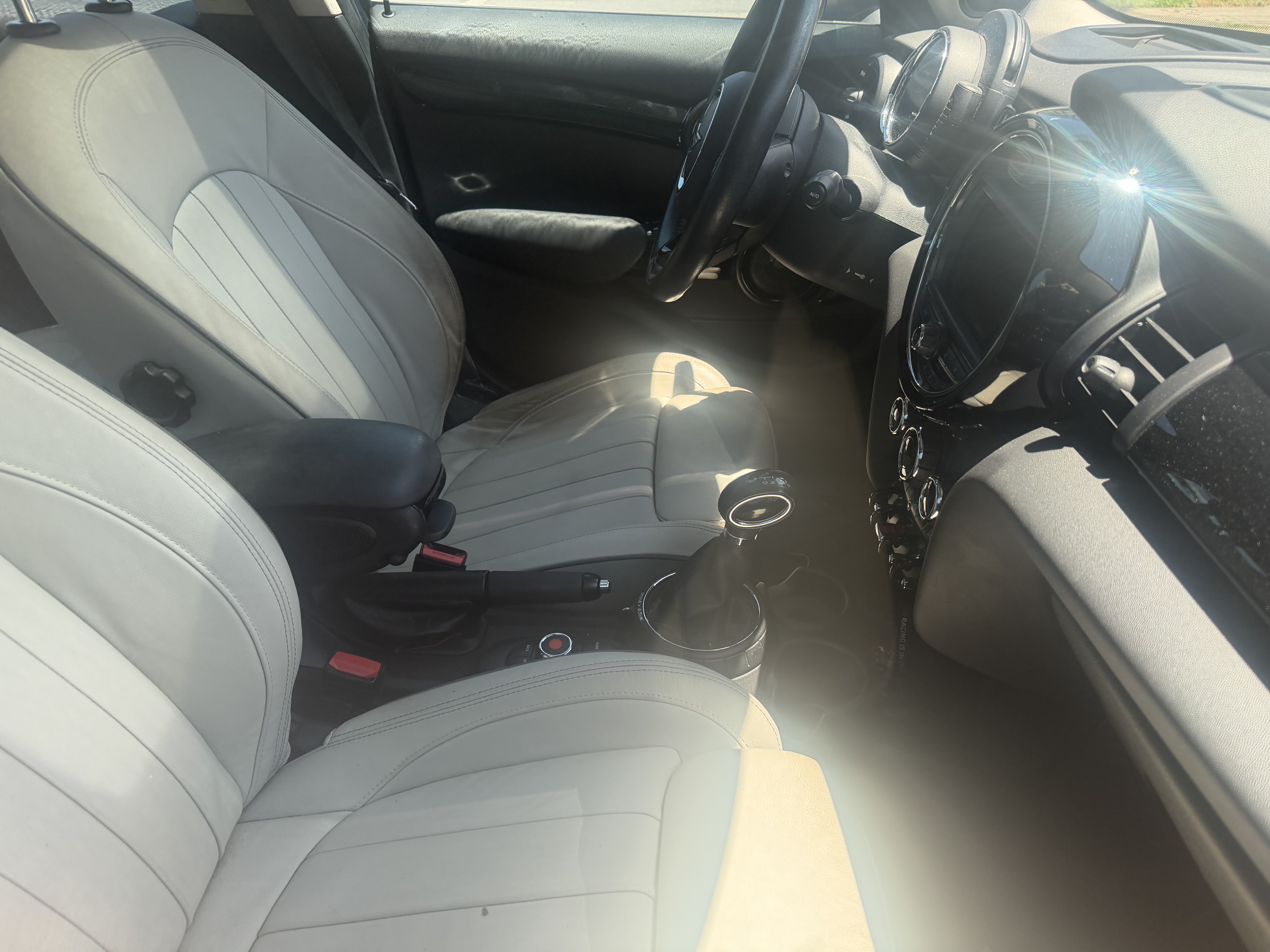 2016 MINI Cooper