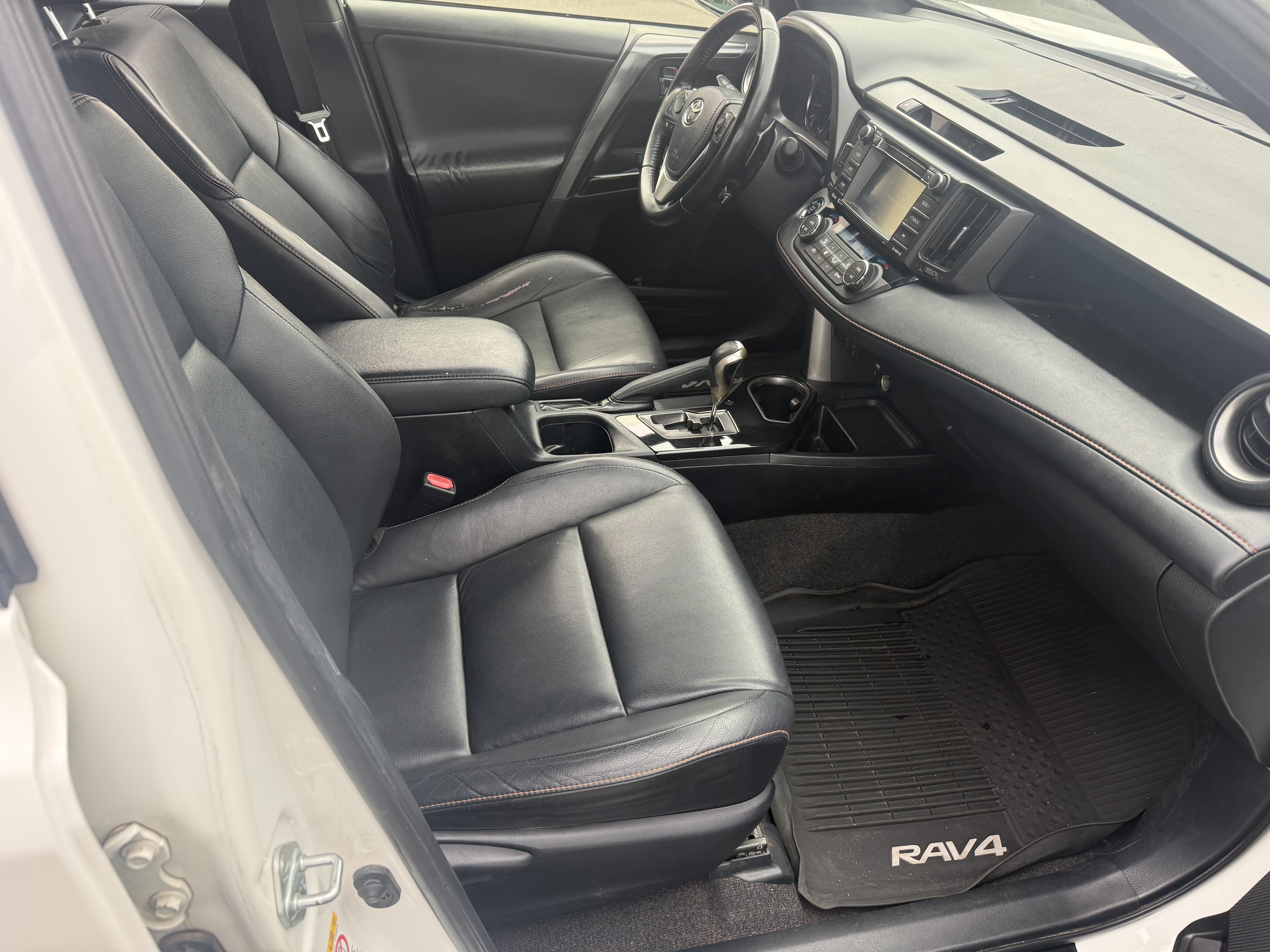 2016 Toyota RAV4