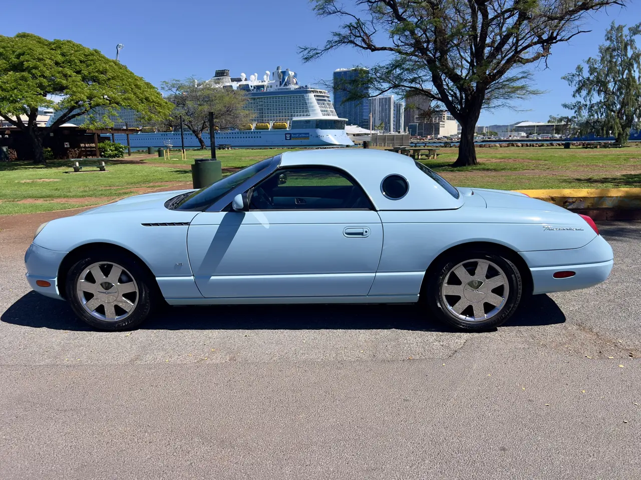 2003 Ford Thunderbird