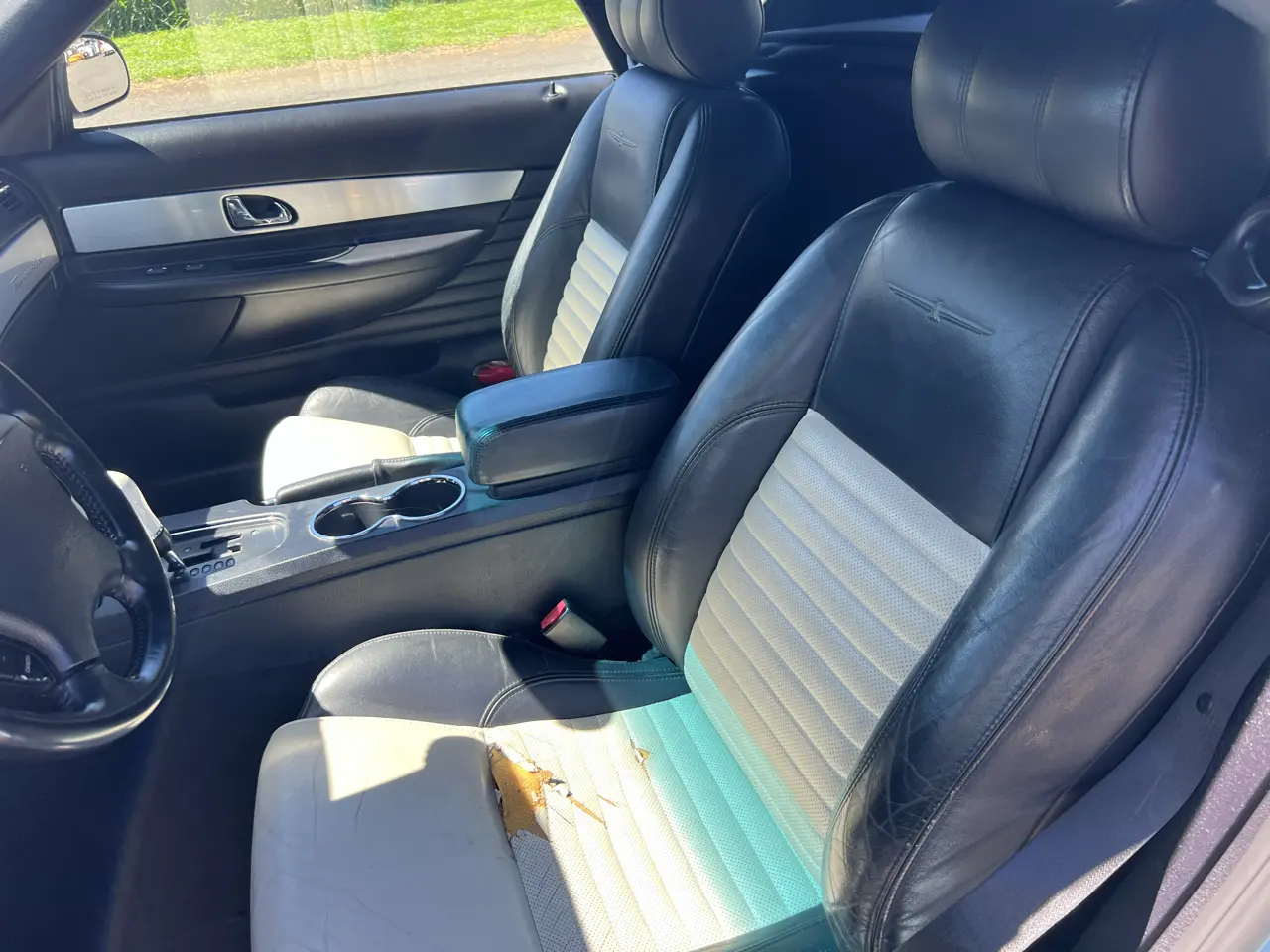 2003 Ford Thunderbird