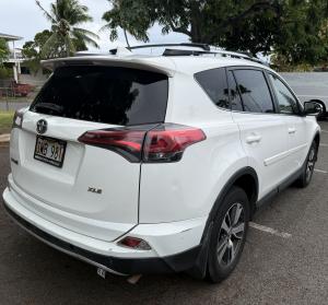 2016 Toyota RAV4 image 3