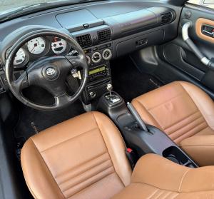 2002 Toyota MR2 Spyder image 4