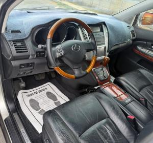 2004 Lexus RX 330 image 5