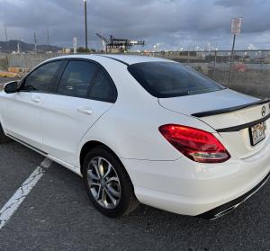 2015 Mercedes-Benz C300 image 2