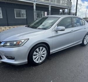 2013 Honda Accord image 2