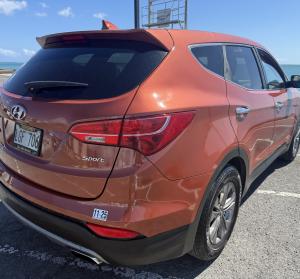 2016 Hyundai Santa Fe image 3