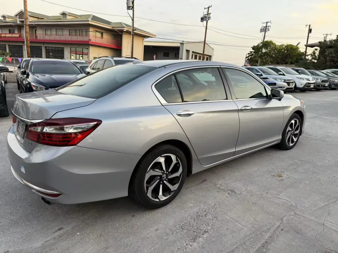 Image 4 for listing 4054