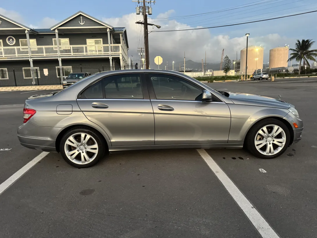 Image 4 for listing 4072