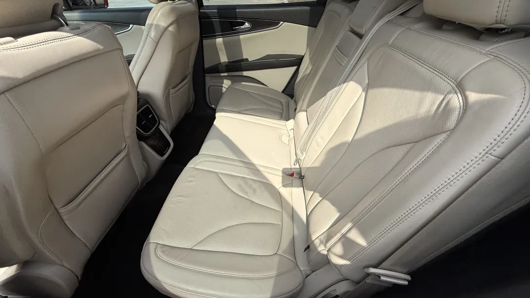 Image 4 for listing 4183