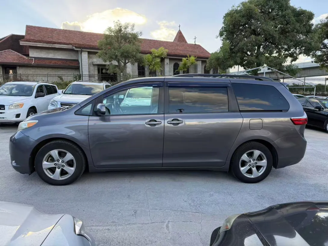 Image 2 for listing 4302