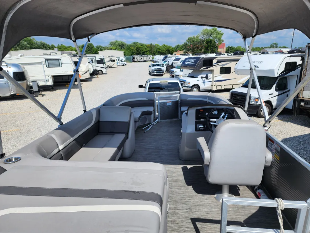 Image 4 for listing 4406