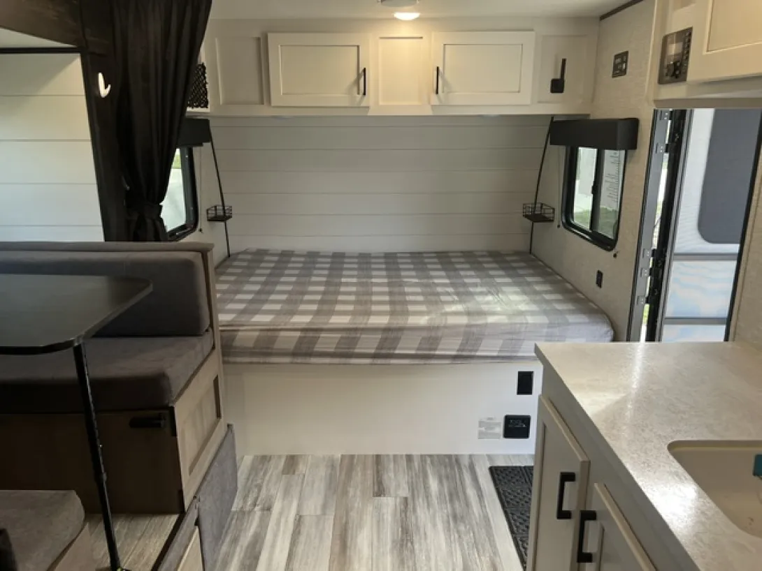 Image 4 for listing 4338