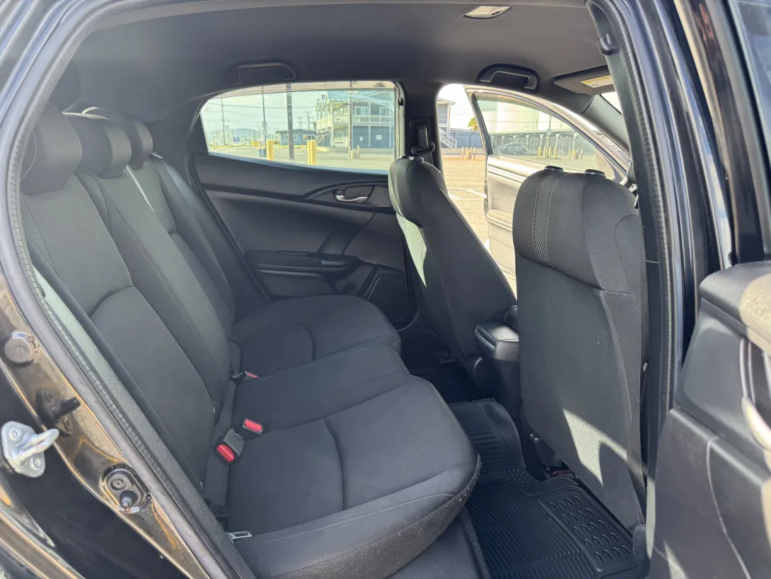 Image 8 for listing 4420