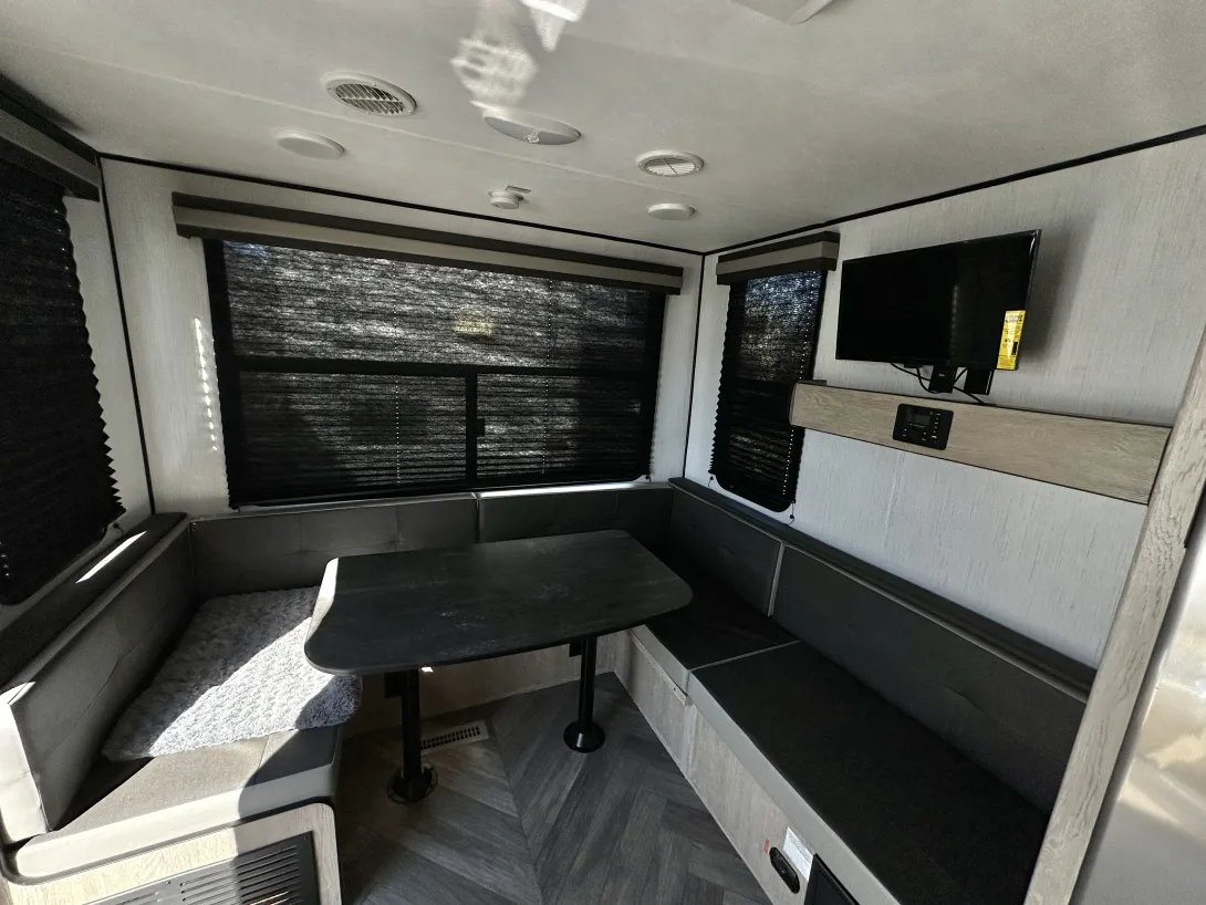 Image 8 for listing 4503