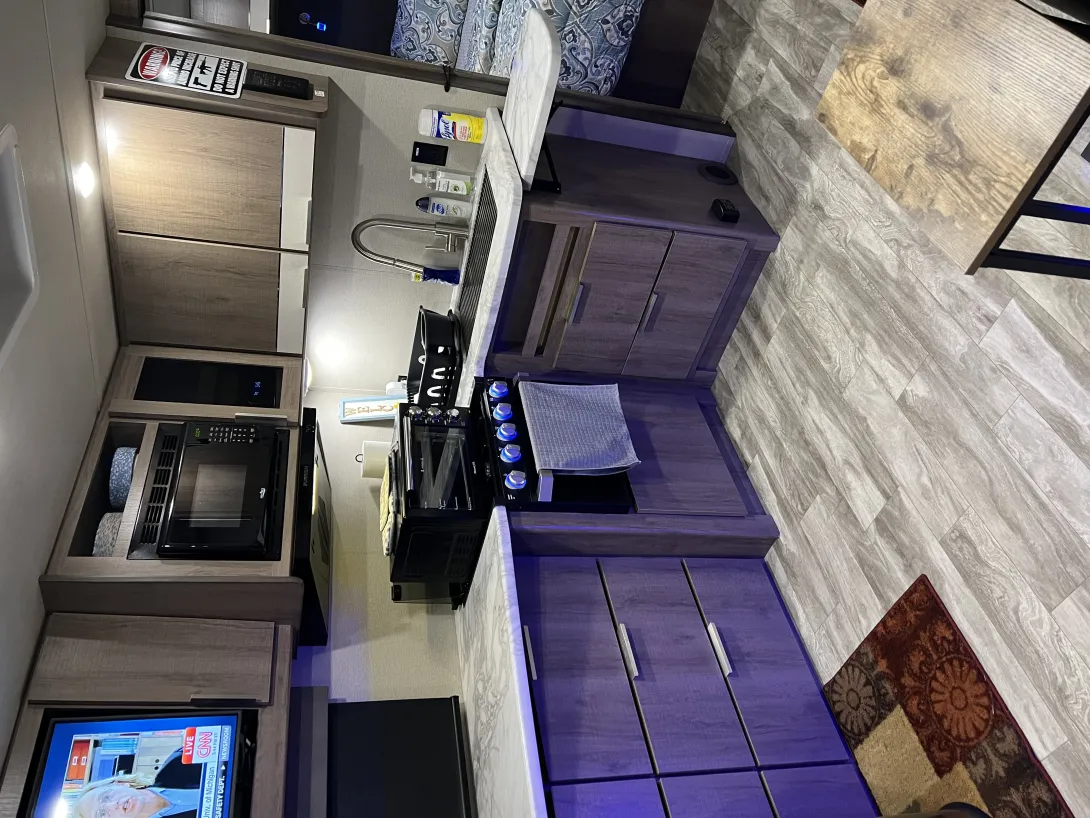 Image 4 for listing 4674