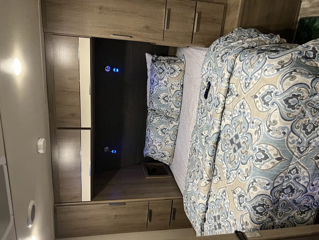 Image 5 for listing 4674
